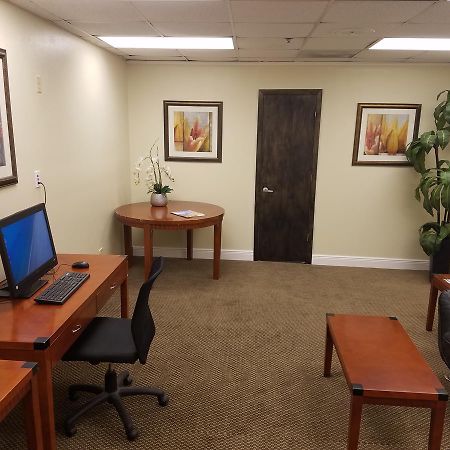 Days Inn & Suites By Wyndham Clermont Ngoại thất bức ảnh